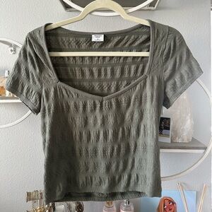 Abercrombie Green Crop